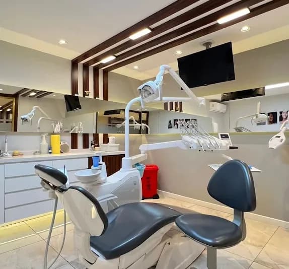 Dental implants Turkey | Smiley Clinic